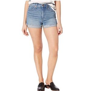 Madewell High-Rise Denim Shorts in Malden Wash